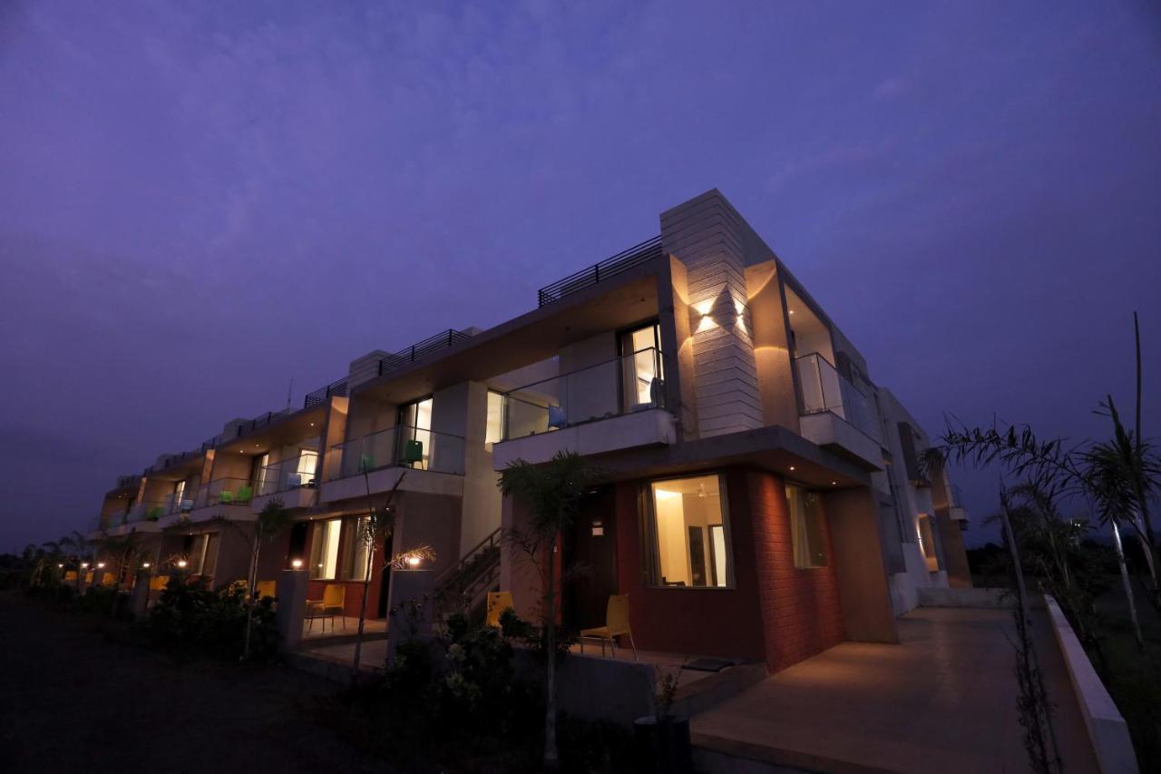 Leena Resort Garudeshwar Εξωτερικό φωτογραφία