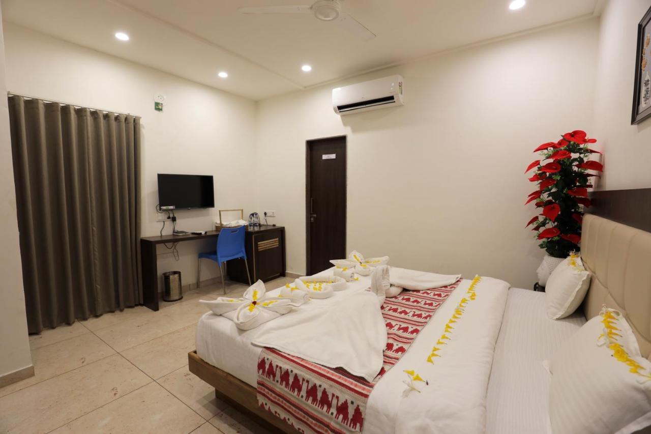Leena Resort Garudeshwar Εξωτερικό φωτογραφία
